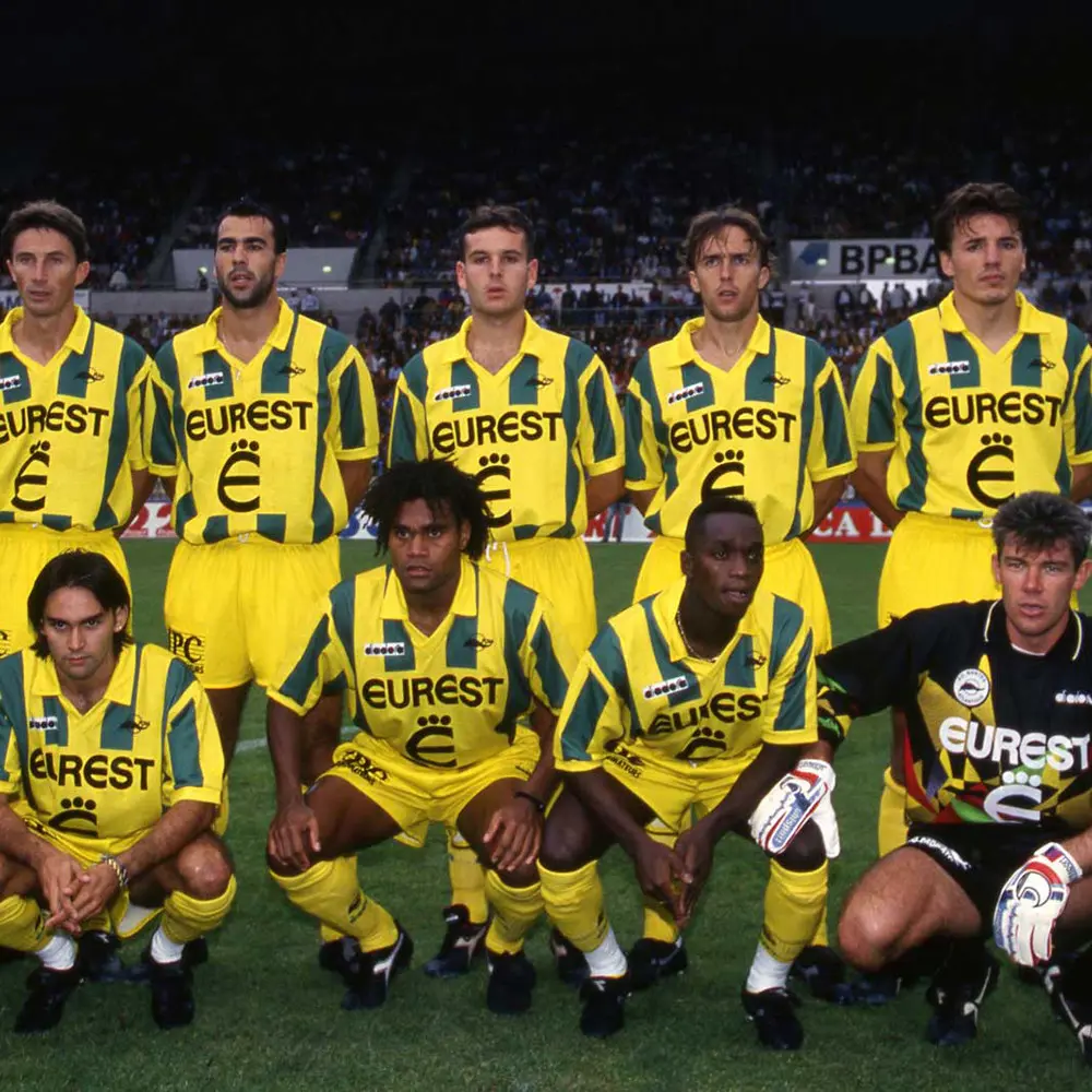 Nantes 1994-95 Retro Football Shirt | Vintage Football Club ®