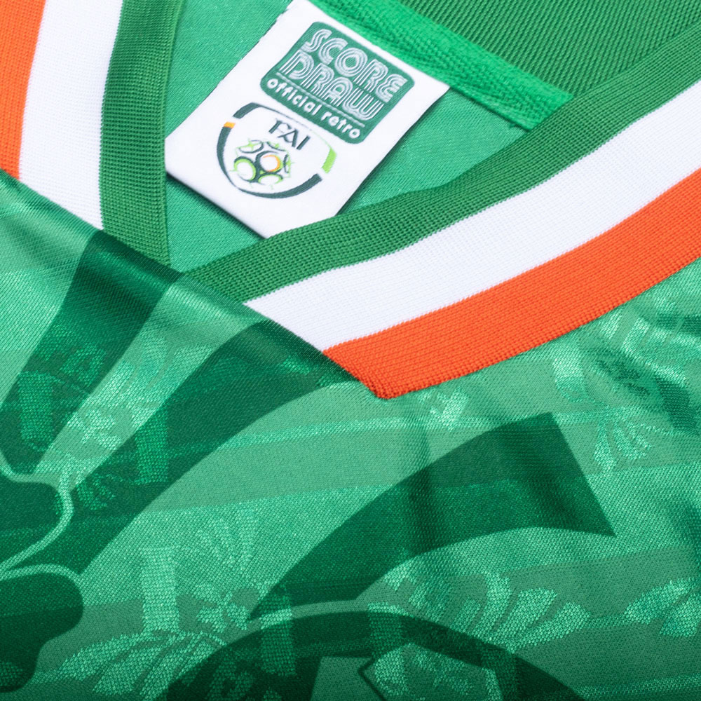 Ireland 1994 Retro Football Shirt - Image 4