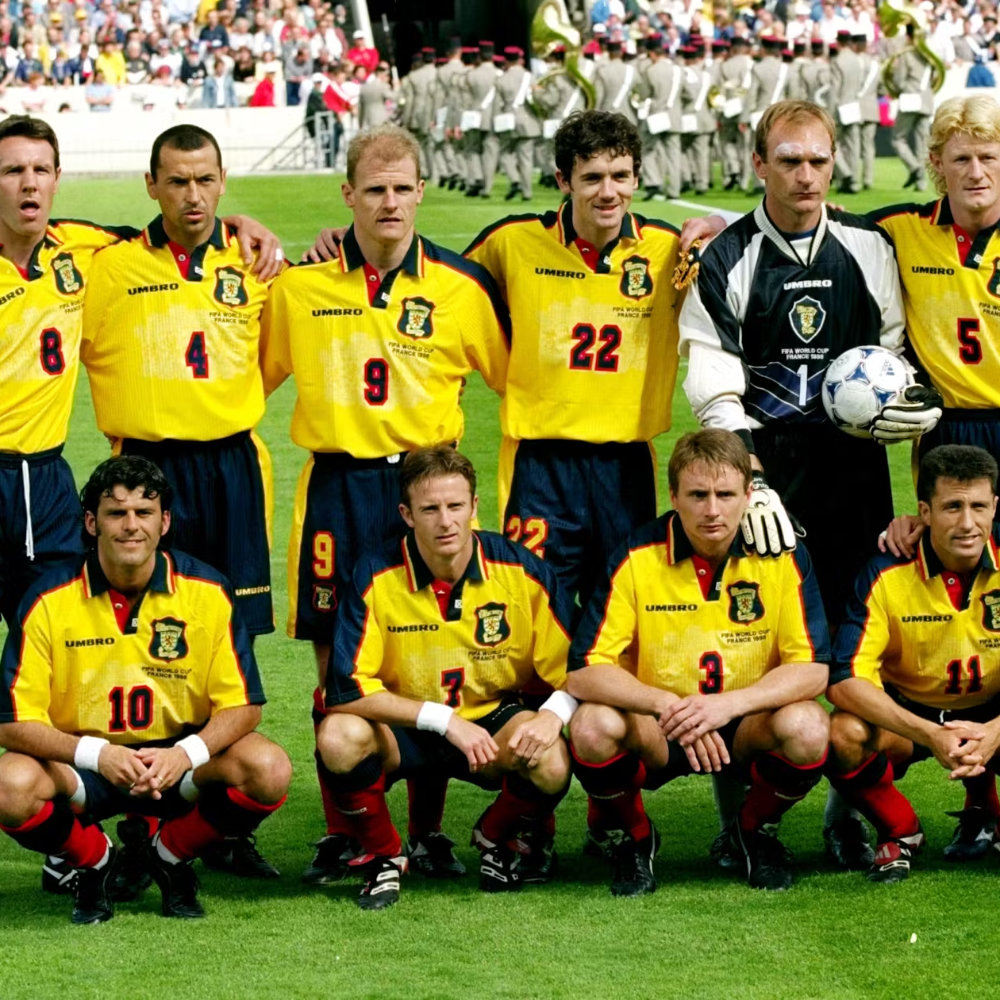 Scotland 1998 Retro Football Jersey - Image 6